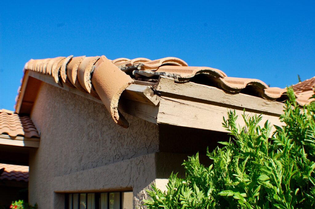 emergency-roof-repair-berry-roofing-damage-to-roof-on-house-from-storm