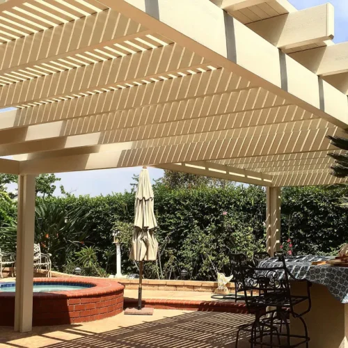 1500X1200-laguna-lattice-freestanding-6-1024x819